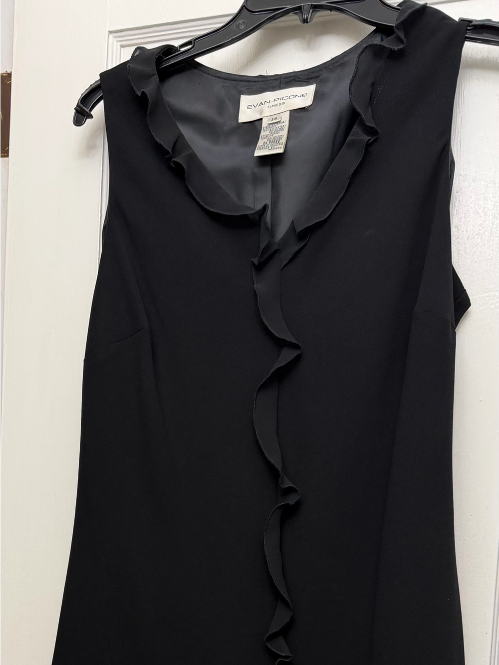 Evan Picone Black Ruffle V-Neck Sleeveless Dress